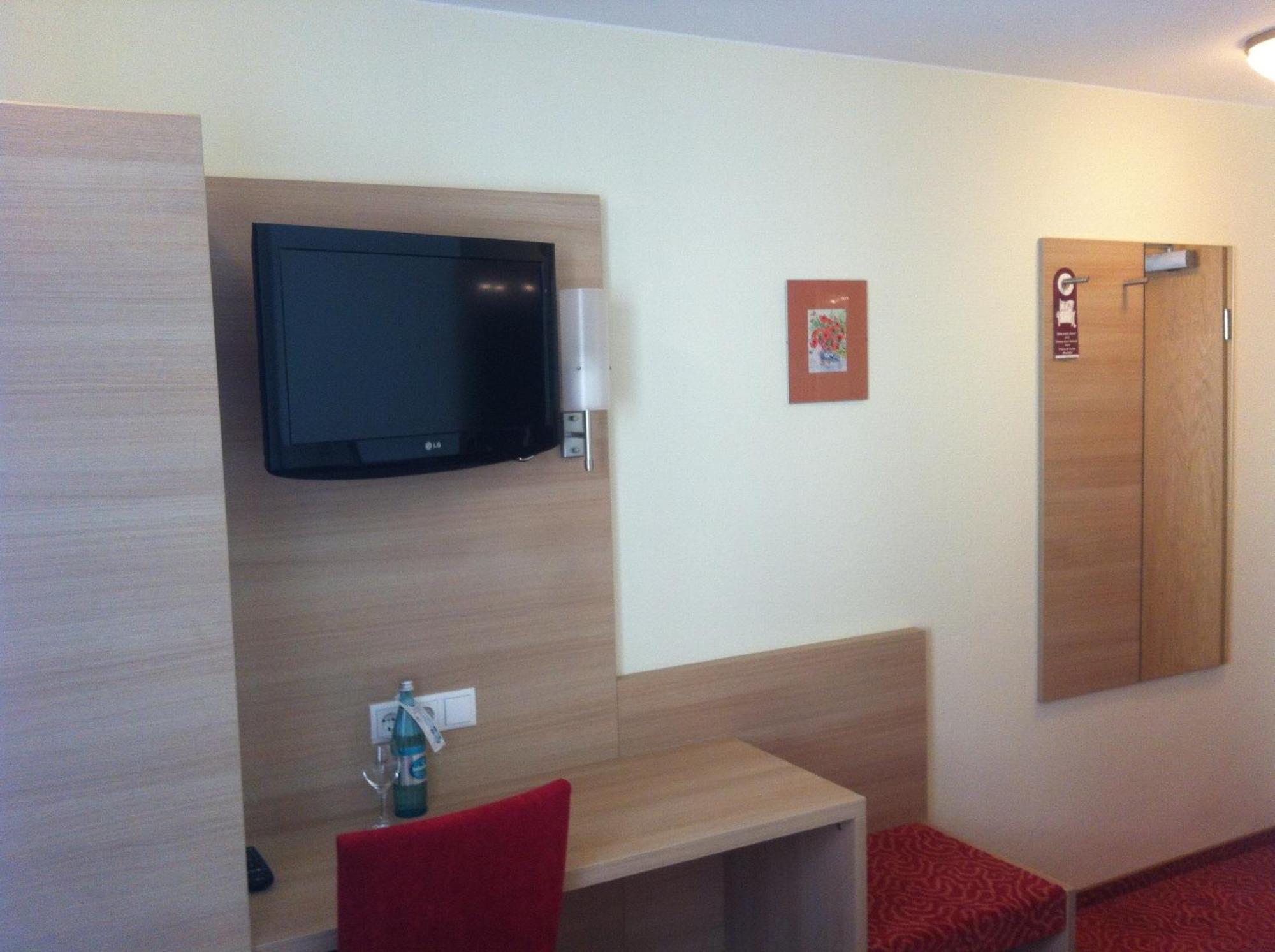 Tauberhotel Kette Wertheim Esterno foto